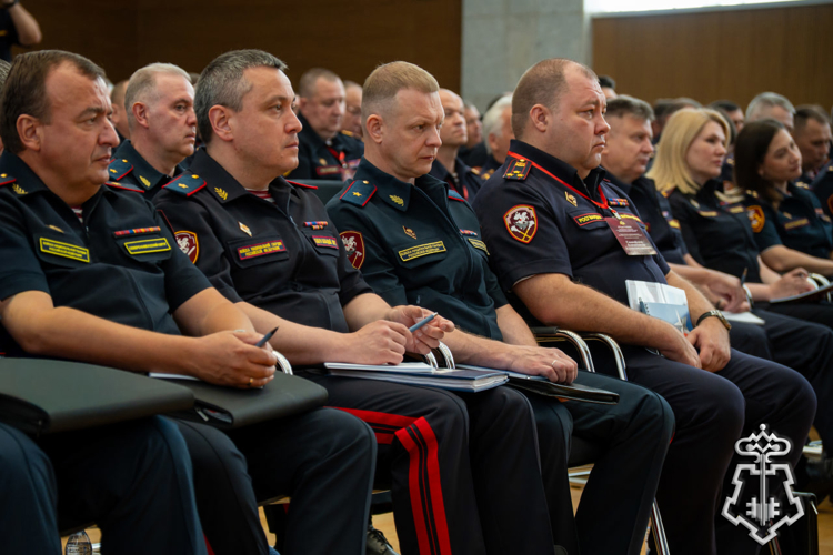 Руководитель управления вневедомственной охраны Росгвардии по Мурманской области принял участие во Всероссийском совещании-семинаре в Нижнем Новгороде
