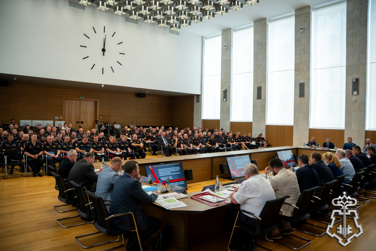 Руководитель управления вневедомственной охраны Росгвардии по Мурманской области принял участие во Всероссийском совещании-семинаре в Нижнем Новгороде